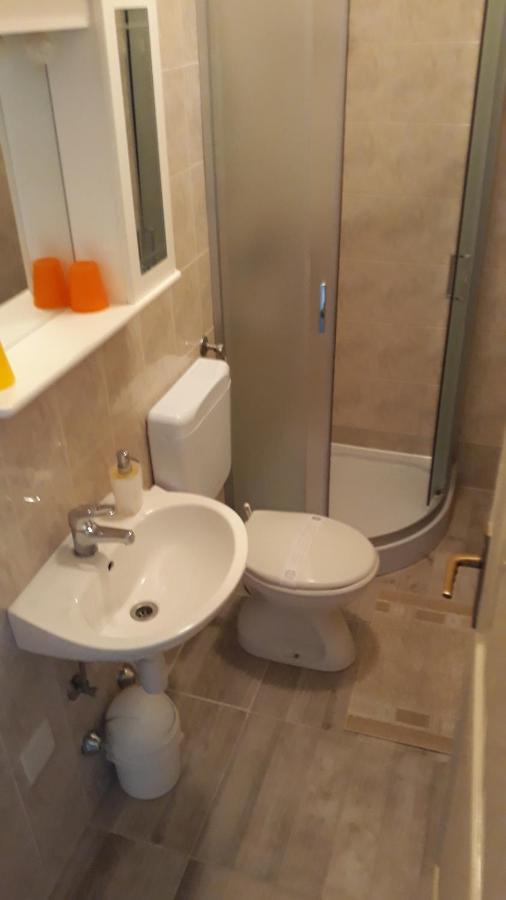 Pansion Maria Bed & Breakfast Zadar Bagian luar foto
